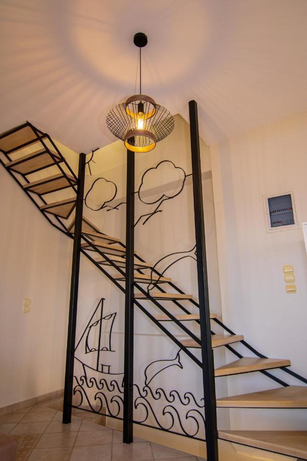 The Island House - Family Size Apt - Overlooking The Aegean - 3 Steps From The Beach มอโคลส ภายนอก รูปภาพ